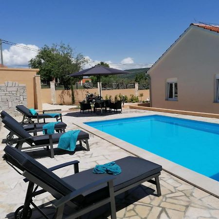 Villa Mir Pridraga Kültér fotó
