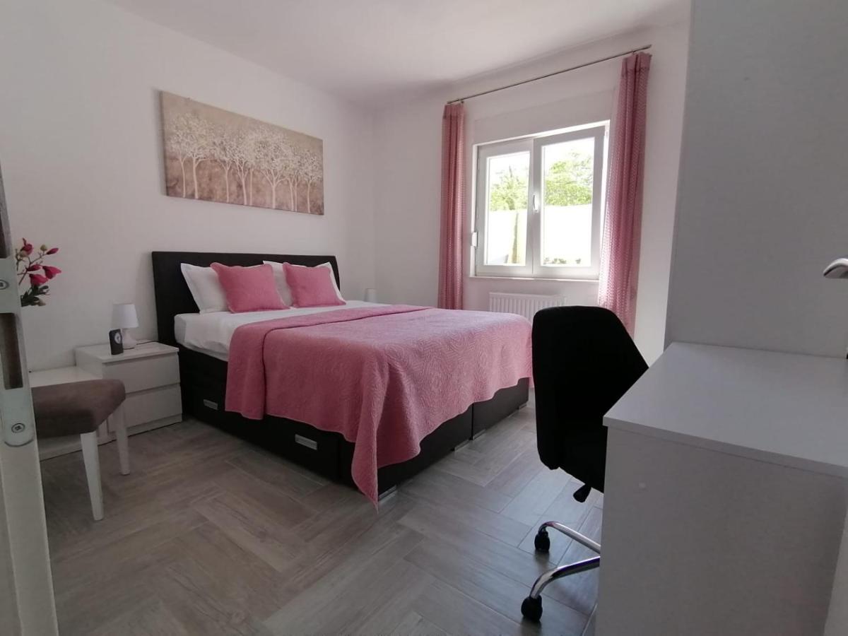 Villa Mir Pridraga Kültér fotó